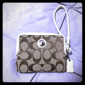 COACH Wristlet wallet
